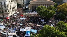 Πάπας Φραγκίσκος: Χιλιάδες κόσμος στην επιμνημόσυνη δέηση στο κέντρο του Μπουένος Άιρες