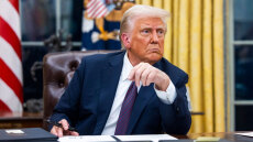 Ο Τραμπ πιέζει για την προσάρτηση του Καναδά ανήμερα των βουλευτικών εκλογών