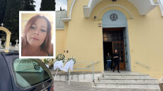 Πάτρα: Θρήνος στην κηδεία της 47χρονης ναυτικού που παρασύρθηκε από φορτηγό στον καταπέλτη πλοίου - Στον ανακριτή οι 3 συλληφθέντες