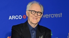 Μητέρα τρανς παιδιού παρακάλεσε τον Λίθγκοου να μην παίξει στη σειρά «Χάρι Πότερ» λόγω των τρανσφοβικών απόψεων της Ρόουλινγκ