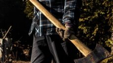 Δίνουν εξηγήσεις για την επίθεση με τσεκούρι σε ντελιβερά στα Χανιά