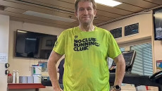 Έχασε το μισό του βάρος χωρίς να πάρει φάρμακα αδυνατίσματος – Δείτε την εντυπωσιακή αλλαγή