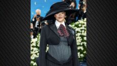 Η Ριάνα μίλησε για την εγκυμοσύνη της και το ενδεχόμενο γάμου με τον Asap Rocky: «Κρατάω μυστικά πολύ καλά»