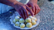 Φτιάχνουμε γλυκά κάακ βήμα-βήμα από την Λιλιάν Ίσσα
