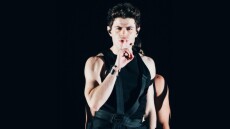 Theo Evan: Μετά την πρώτη πρόβα τραυματίστηκα, είχα μώλωπες σε όλο μου το σώμα