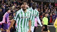 Conference League: Για πρώτη φορά σε ευρωπαϊκό τελικό η Μπέτις, απέκλεισε την Φιορεντίνα και πάει για το όνειρο κόντρα στην Τσέλσι!
- Δείτε τα γκολ