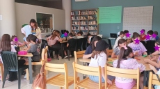 Νέα Ιωνία: Η Δημοτική Βιβλιοθήκη ενισχύει τη συνεργασία των μαθητών με το πρόγραμμα «Βιβλιοσυνδέσεις»