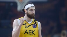 Γκόλντεν: «Δεν τα παρατήσαμε ποτέ, μας πονάει η ήττα»