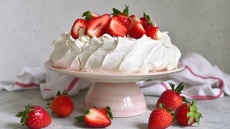 Πάβλοβα: 10+1 τρόποι να την ερωτευτείς ξανά και ξανά