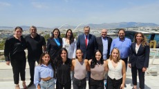 H EΟΕ υποδέχτηκε τα «χρυσά» κορίτσια της εθνικής πόλο - Παυλίδης: Στόχος μας το μετάλλιο στο Λος Άντζελες - Βίντεο
