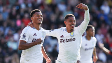 «Ζωντανή» για το Champions League η Άστον Βίλα 1-0 την Μπόρνμουθ, η Μπάγερν 2-0 την Γκλάντμπαχ στη φιέστα τίτλου - Δείτε γκολ από τα γήπεδα της Ευρώπης
