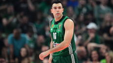 Παραδέχτηκε το λάθος του ο Σλούκας:«Ζήτησα συγγνώμη από τον Γιούρτσεβεν και την ομάδα»- Βίντεο 