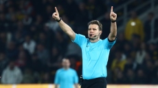 Super League: Άλλαξε ο διαιτητής του ΠΑΟΚ-ΑΕΚ λόγω τραυματισμού του Μπριχ