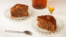 Η καρυδόπιτα με σοκολάτα της Αντωνίας