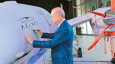 Πώς η Τουρκία από πελάτης έγινε πωλητής όπλων στην ΕΕ και διεκδικεί μερίδιο από τα €800 δισ. της ευρωπαϊκής άμυνας 