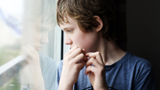 Αυτισμός: Με ποια σπάνια νευρομυϊκή νόσο συνδέεται, σύμφωνα με νέα έρευνα