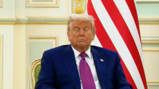 Ο Τραμπ «αποκοιμήθηκε» σε πολυθρόνα κατά την επίσκεψη του στη Σαουδική Αραβία - Δείτε το βίντεο