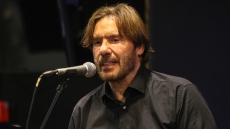 Στράτος Τζώρτζογλου για τη μητέρα του: Δεν απογαλακτίστηκα ποτέ, όταν «έφυγε» έχασα κάθε νόημα να ζήσω