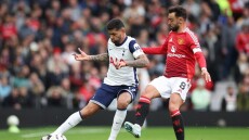 Europa League: Τρέλα για τον τελικό, οπαδοί Γιουνάιτεντ και Τότεναμ ταξιδεύουν με βάρκες και τροχόσπιτα στο Μπιλμπάο