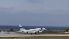 Δείτε βίντεο: Αεροπλάνα δεν μπορούσαν να προσγειωθούν στη Ρόδο λόγω των πλάγιων ανέμων