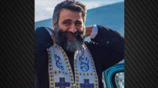 «Ζούμε στην εποχή που χάνονται άνθρωποι σε πλατείες γεμάτες κόσμο» - Τι δηλώνει ο ιερέας που έσωσε 2χρονο με ΚΑΡΠΑ στη Λήμνο 