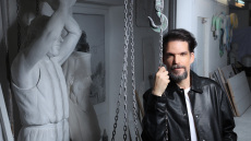 Κώστας Βασαρδάνης: Η ωραία περιπέτεια του θεάτρου