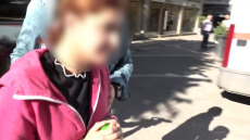 Νέες αποκαλύψεις για την υπόθεση με τα εγκαύματα σε παιδιά στη Λάρισα - Αναζητείται 50χρονος που επισκεπτόταν το σπίτι της μητέρας 