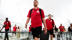 Ολυμπιακός: Μιλουτίνοφ ο πιο καλός ο μαθητής - Ο Σέρβος κέρδισε τους συμπαίκτες του σε τεστ γνώσεων για το Άμπου Ντάμπι - Βίντεο