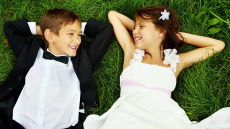 Έρωτες στο Δημοτικό: Τι να κάνετε εάν το παιδί «έχει σχέση» – Μια καθηγήτρια ψυχολογίας συμβουλεύει τους γονείς