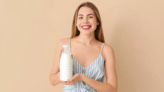 Εναλλακτικό «κοκτέιλ» ρυθμίζει το μικροβίωμα και προλαμβάνει την άνοια – Τι περιέχει