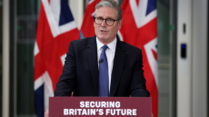 Στάρμερ: Δεν μπορούμε να αγνοήσουμε την απειλή που θέτει η Ρωσία
