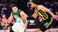 Άμπου Ντάμπι 2025: Έγραψε ιστορία ο Κώστας Σλούκας, δεύτερος σε συμμετοχές σε αγώνες Final 4