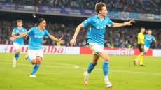 Πρωταθλήτρια Ιταλίας η Νάπολι 2-0 την Κάλιαρι - Δείτε τα γκολ
