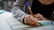 Πανελλαδικές εξετάσεις 2025: Λήξη για τους υποψήφιους των ΕΠΑΛ - Τέλος εξετάσεων και στα γυμνάσια