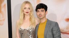 Η Σόφι Τέρνερ στηρίζει δημόσια τον Τζο Τζόνας παρά το ταραχώδες διαζύγιό τους