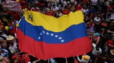 Βενεζουέλα: Κάλπες με φόντο αποχή, συλλήψεις και πετρελαϊκές διεκδικήσεις