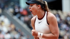 Roland Garros: Η Πάουλα Μπαντόσα απέκλεισε την Ναόμι Οσάκα μετά από μάχη 2,5 ωρών
