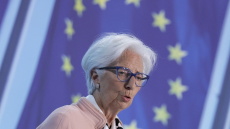 Bloomberg: Η ΕΚΤ ίσως τερματίσει τις μειώσεις επιτοκίων τον Δεκέμβριο – Πώς θα αντιδράσουν οι αγορές 