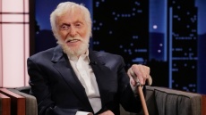 Ο Ντικ Βαν Ντάικ μιλά για την «κατάρα» του να φτάνεις τα 100: «Έχω χάσει όλους μου τους φίλους»
