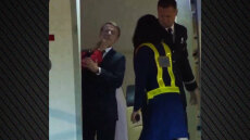 «Εμείς αστειευόμασταν και έγινε γεωπλανητική καταστροφή» λέει ο Μακρόν για το χαστούκι από τη Μπριζίτ