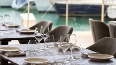 Twenty Five: Καινούργιο steak house με αύρα γαστροταβέρνας στο Μικρολίμανο