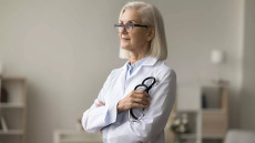 Πρώτα η γιαγιά, μετά ο πατέρας και τελικά η μητέρα αυτής της νοσοκόμας εμφάνισαν άνοια – Αυτά ήταν τα πρώτα σημάδια