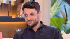 Γιώργος Χρυσοστόμου: Δεν βλέπω τη γοητεία μου, δεν πηγαίνω στον καθρέφτη και λέω «τι μανάρι είσαι εσύ Παναγία μου»