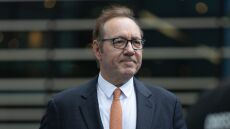 Ο Κέβιν Σπέισι σκηνοθετεί την πρώτη του ταινία μετά από 21 χρόνια 