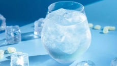 Σύνδρομο ευερέθιστου εντέρου: Το θαυματουργό ρόφημα μαστίχας που ανακουφίζει τα συμπτώματα
