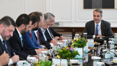 Μητσοτάκης σε περιφερειάρχες: Να ενταθούν μέχρι το τέλος του έτους οι προσπάθειες για τα έργα που είναι σε εξέλιξη