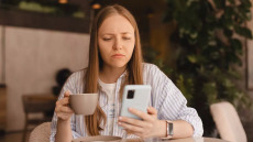 Flaking: Η επικίνδυνη ακύρωση που απειλεί σχέσεις και φιλίες