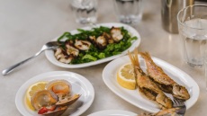 8 παραδοσιακά τσιπουράδικα στον Βόλο