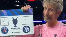 Champions League: Ινιέστα, Σκόουλς, Μπέιλ, Μαρσέλο και Φαν Ντερ Σαρ προβλέπουν το νικητή και το σκορ του τελικού - Βίντεο