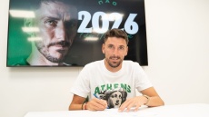 Παναθηναϊκός: Ανανέωσε ο Μλαντένοβιτς
